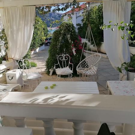 Studio Apartman Villa Juras バスカ エクステリア 写真