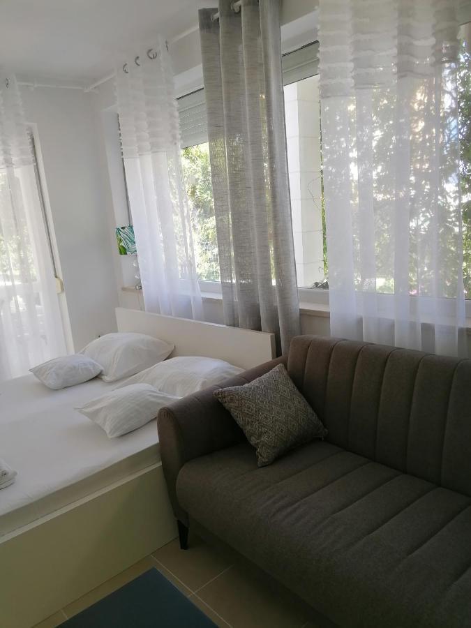 Studio Apartman Villa Juras バスカ エクステリア 写真