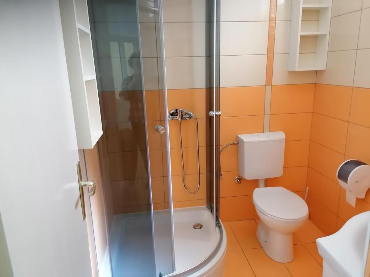 Studio Apartman Villa Juras バスカ エクステリア 写真